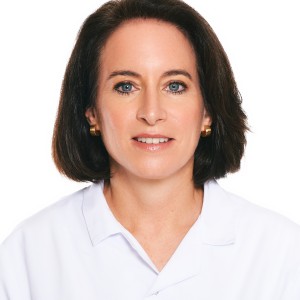 Dr Catherine Leuch